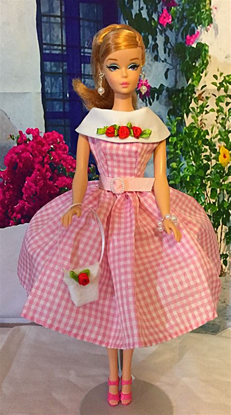 barbie dolls clothes and accessories|barbie original outfits.